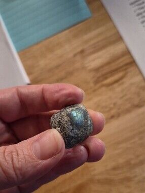 Tumbled Labradorite Gemstones - Iridescent Gray-Green